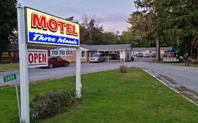 Three Island Motel